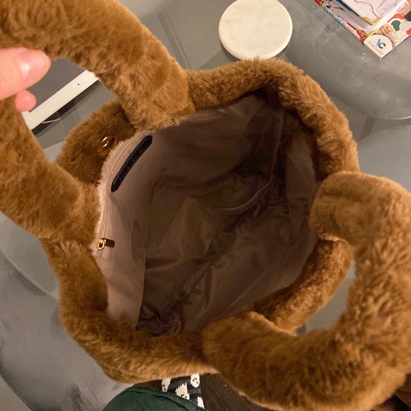Fuzzy handbag - Picture 4 of 5